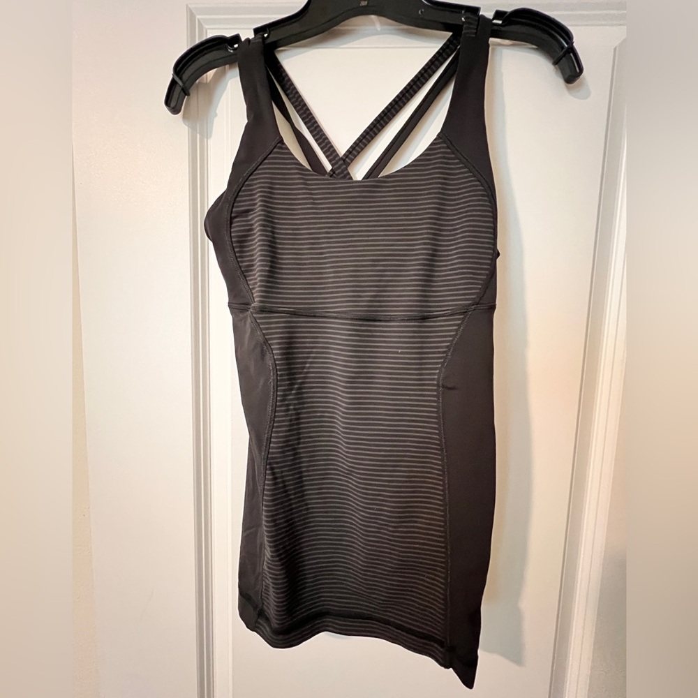 Lululemon energy tank